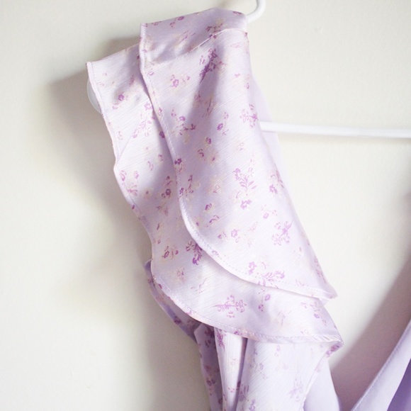 NWT Wayf Sylvia Sleeveless Ruffle Wrap Dress - Picture 3 of 9